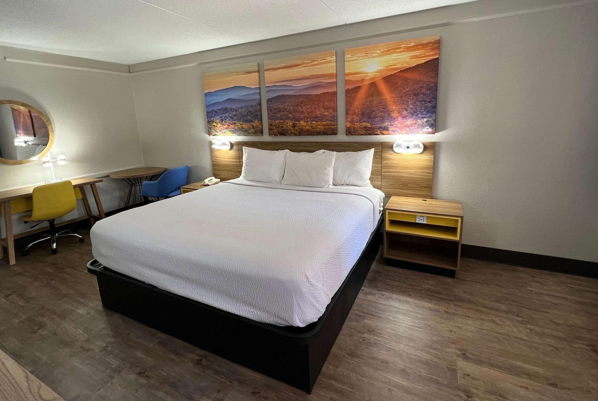 Days Inn By Wyndham Birmingham/West Exteriör bild